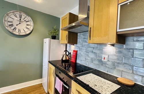 Derby Apartment | Executive Apartment with Balcony