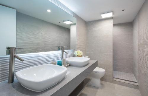 Downtown Honolulu Apartment | Executive Hotel Suite Downtown Free Parking