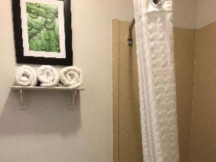 Joaquin Hotel | Executive Inn and Suites Joaquin