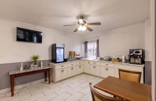 Beeville Hotel | Executive Inn Beeville US 181