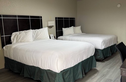 Crystal City Hotel | Executive Inn Crystal City