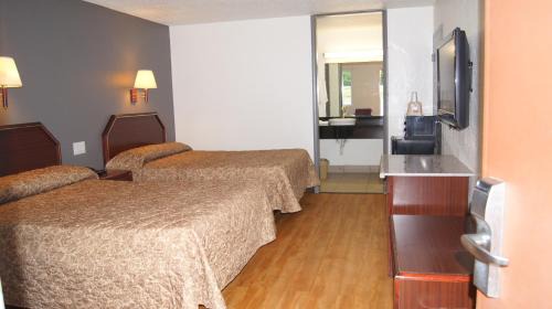 Crossville Hotel | Executive Inn