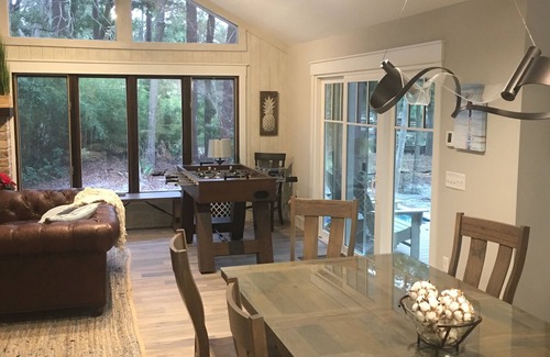 Palmetto Dunes House | Executive Palmetto Dunes lagoon home w/pool, spa, Peloton. 7 min walk to beach