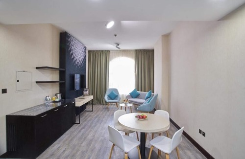 Al Khan Apartment | Executive Suite Al Khan Beach By Luxury Bookings