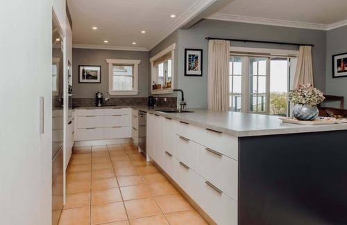 New Plymouth Apartment | Expansive City and Sea Views Apartment