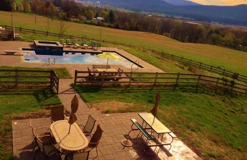 Elkton House | Expansive View Of The Blue Ridge Mountains, The Valley And The Shenandoah River