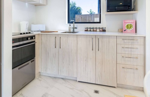 Mount Albert House | Experience Auckland - Fully Furnished 2BR Home