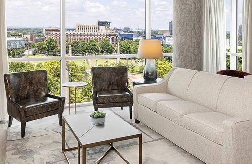 Fairlie-Poplar Historic District Resort | Experience Club Wyndham Atlanta Resort, in the vibrant heart of downtown Atlanta