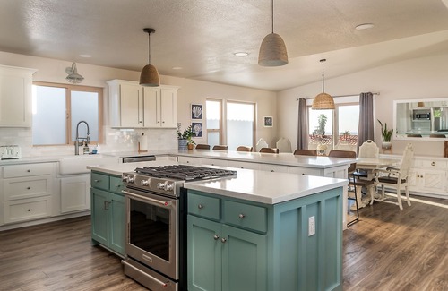 Cayucos House | Experience coastal bliss, just steps away from Cayucos State Beach