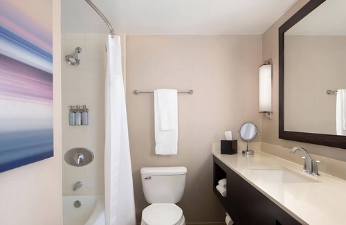 Milpitas Hotel | Experience Milpitas! Pets Allowed, w/Gym | Near The Great Mall of the Bay Area