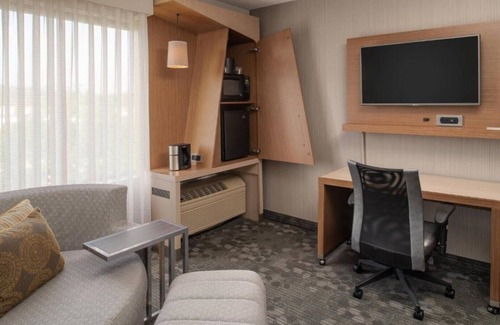 Parkrose House | Experience Oregon from our Portland Room