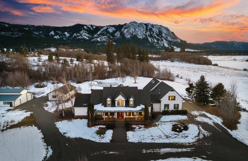 Cle Elum House | Experience Ranch living