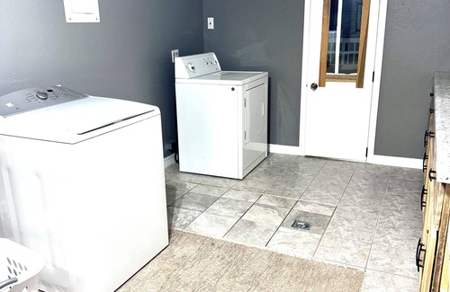 Sheridan House | Experience the charm of Sheridan with our cozy two 2-bedroom, one bath house!