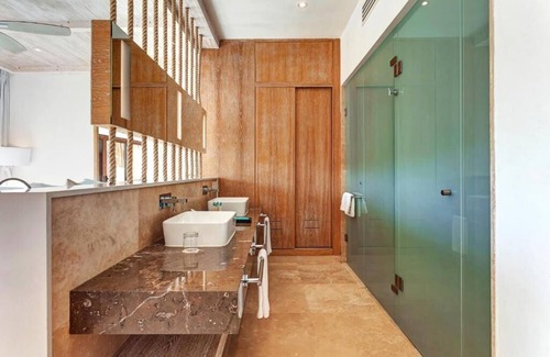 Isla Holbox Hotel | Experience the Enchanting Bioluminescent Beaches! Direct Beach Access, Pool!