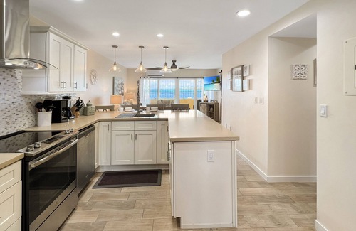Estate Golden Rock Condo | Experience the epitome of relaxation at Sand & Sea!