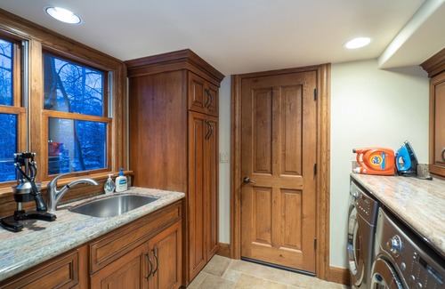 Telluride House | Experience the San Sophia Ridge View House, 2 Ski Passes, Private Hot Tub