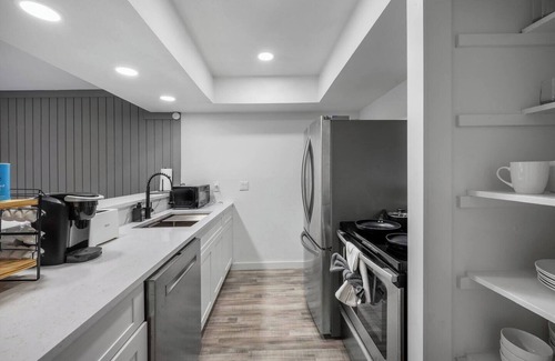 University Hills and Windsor Park House | Experience the vibrant spirit of Austin from this charming, 3 bedroom and 2.5 bath home for up to 9 guests - located 15 minutes from downtown. Thoughtfully designed with comfort in mind, it’s the perfect retreat for business trips or getaways