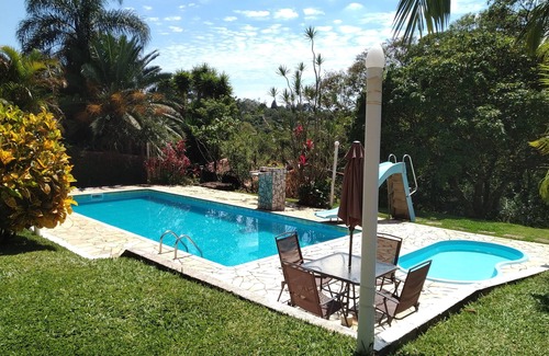 Mairinque House | Experience tranquillity at Chácara Bicho Preguiça: your perfect natural refuge!