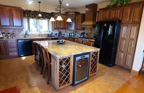 Ferguson Cabin | Experience Tranquility at Trinity Lodge, your Mountain Oasis in Leatherwood