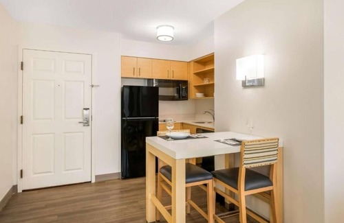 Arrowood Hotel | Explore Local Gems from This Spacious Suite with Swimming Pool In Charlotte
