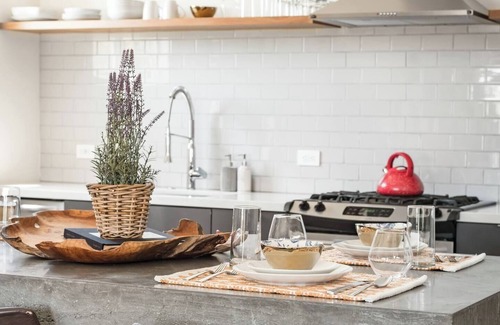 Circle Area House | Explore Long Beach on Included Bikes - Modern 2 Bd Home