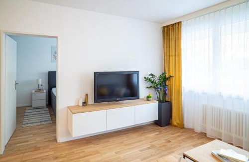 Basel City Centre Apartment | EXPO-Basel-CH Apt, Amazon Prime Video, WiFi, Coffee & Tee, Popcorn, Kitchen