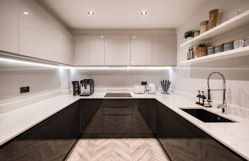 Manchester House | Exquisite 6 Bedroom Luxury Home