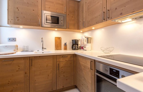 Val-d'Isere Apartment | Exquisite and Cozy Apartment with WiFi and Garage in Val-d'Isère