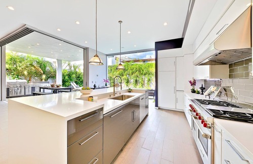 Beverly Grove Villa | Exquisite Elegance: Hollywood's Dream Villa with 4 Beds in Beverly Grove