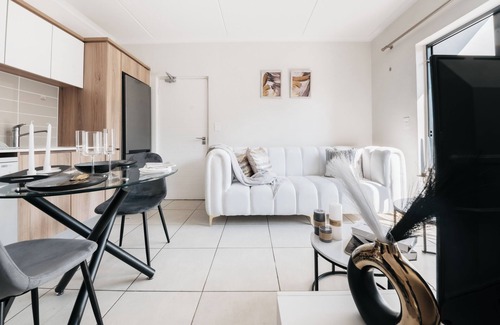 Greater Johannesburg Metropolitan Area Apartment | Exquisite Getaway Luxury Apartment