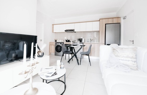 Greater Johannesburg Metropolitan Area Apartment | Exquisite Getaway Luxury Apartment