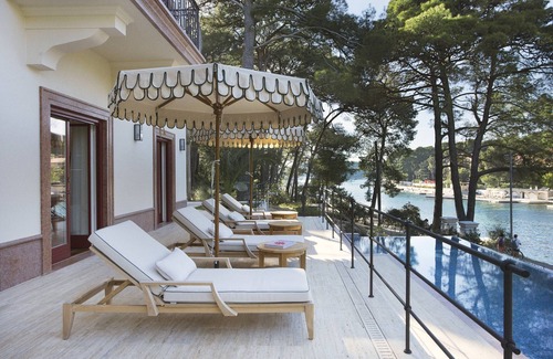 Cove Murtar Villa | Exquisite Mali Losinj Villa | Villa Serenity | 7 Bedrooms | Beach front