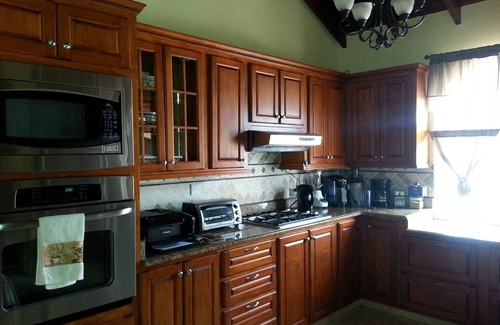 Wotton Villa | Exquisite Panoramic Ocean Views 5 Bedrooms.Sleeps 10. "A Great Group Deal"