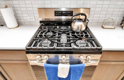 Katy House | Exquisite Relocation and Workers Dream Place