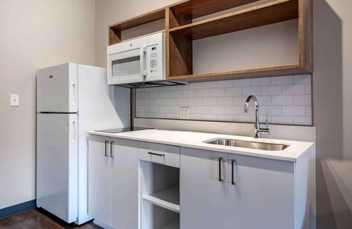 Tampa Hotel | Extended Stay America Premier Suites Tampa Fairgrounds Casin