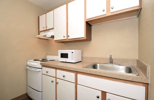 Bridgeton Hotel | Extended Stay America Select Suites St Louis Earth City