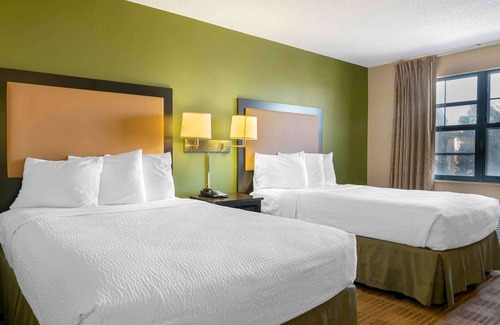 Romulus Hotel | Extended Stay America Suites Detroit Metropolitan Airport