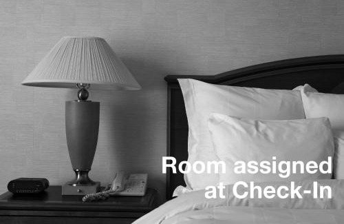 Secret Cove Hotel | Extended Stay America Suites - Jacksonville - Deerwood Park