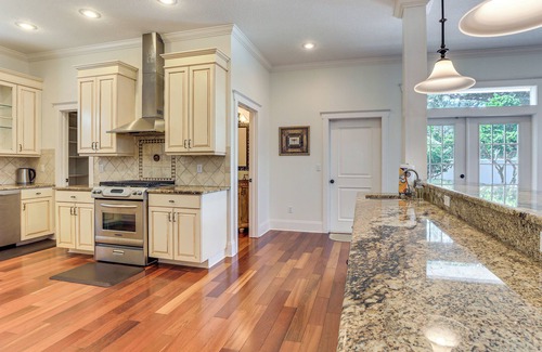 Historic Old Northeast House | Extended-Stay Oasis! Prime St Pete Home w/Office