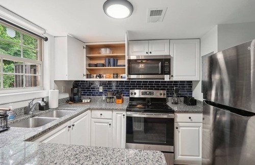 Smyrna House | Extended Stays 2BR 2.5BA Game Area W/D