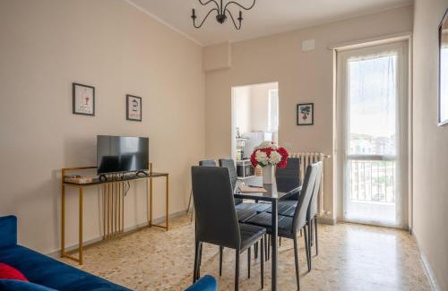 Mirafiori Apartment | -Extra Parking- Suite-1- x6 con Balcone