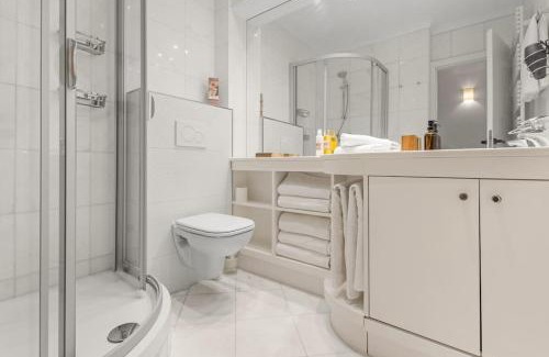 Cannes City Centre Apartment | Extraordinaire avec terrasse