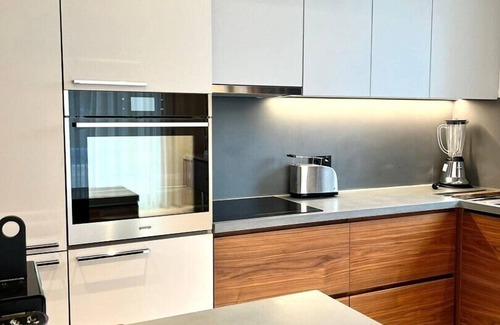 Crveni Vrh Villa | Extraordinary deluxe villa with sea view D3 *