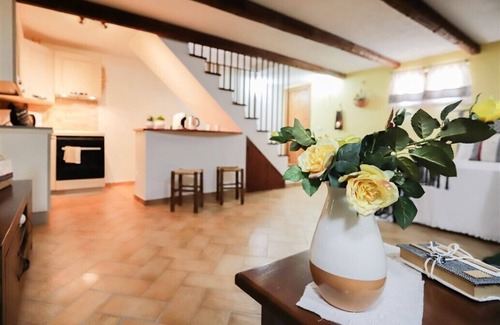 Codrongianos House | Extravagant Holiday Home "Pinnetta Sarda" with Wi-Fi, Air Conditioning and Garden