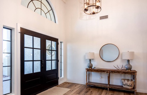 Scottsdale Foothills House | Extravagant Scottsdale Oasis-- pickle ball, basketball, pool, firpits!