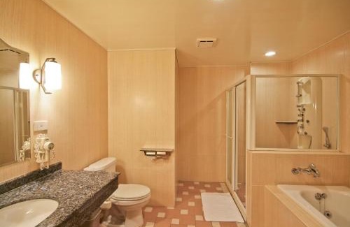 West Central District Hotel | F Hotel Tainan