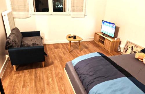 Argenteuil Apartment | F1 équipé avec ascenseur, parking et près des transports