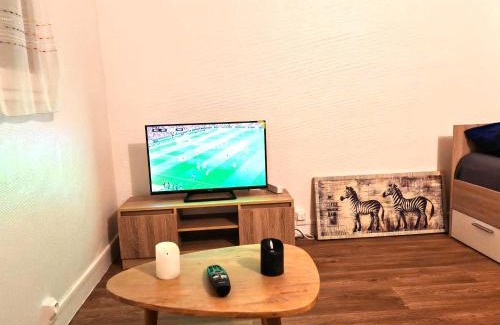 Argenteuil Apartment | F1 équipé avec ascenseur, parking et près des transports