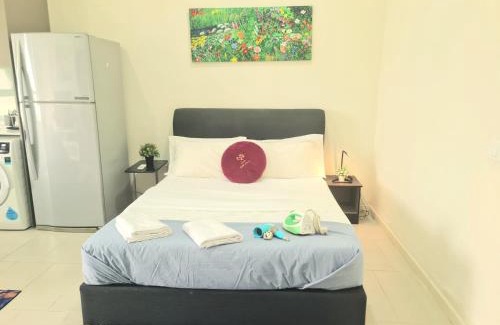 Cyberjaya Apartment | F1-10-03 Sweet HomeTamarindSuitesWifiNetflix-Freeparking