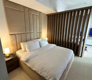 Abu Dhabi Apartment | F1 - Ivy Studio Golf View Ansam Yas Island, Theme Parks
